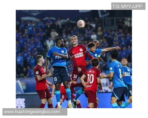 花式足球技艺大比拼 球星挑战极限演绎精彩瞬间 花式足球技艺大比拼 球星挑战极限演绎精彩瞬间